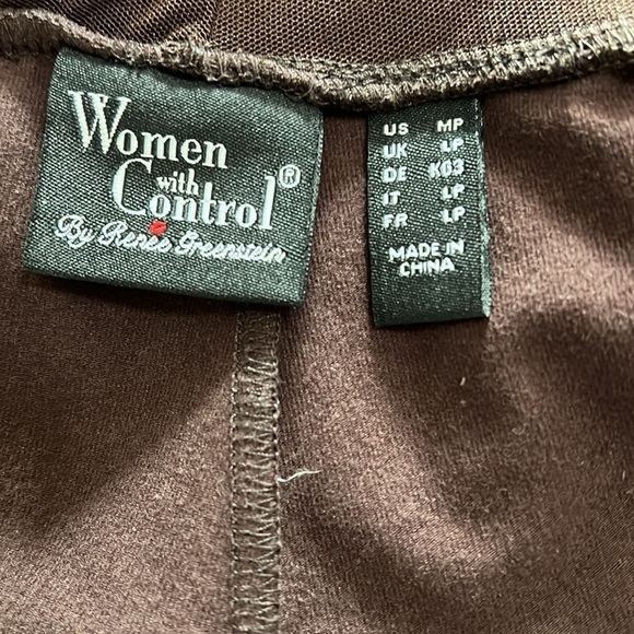 Women With Control: Brown Tummy Control pull on  Capris straight legs, Size M - Picture 9 of 9